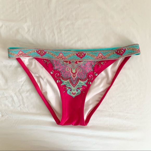 VS Swim Suit - Picture 5 of 5